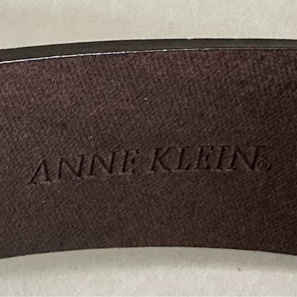 Anne Klein Brown Leather Belt with Metal Buckle - Picture 8 of 12